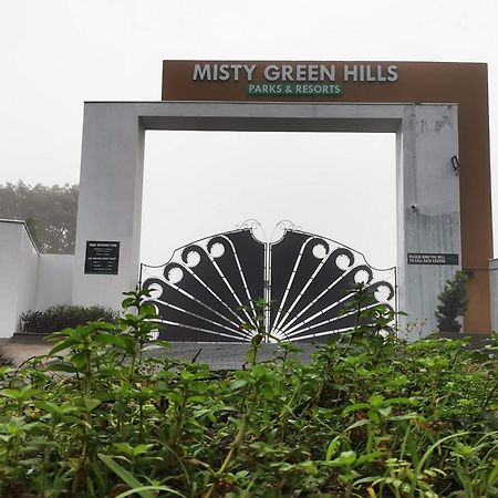Misty Green Hills Parks & Resorts Kondotty Exterior foto