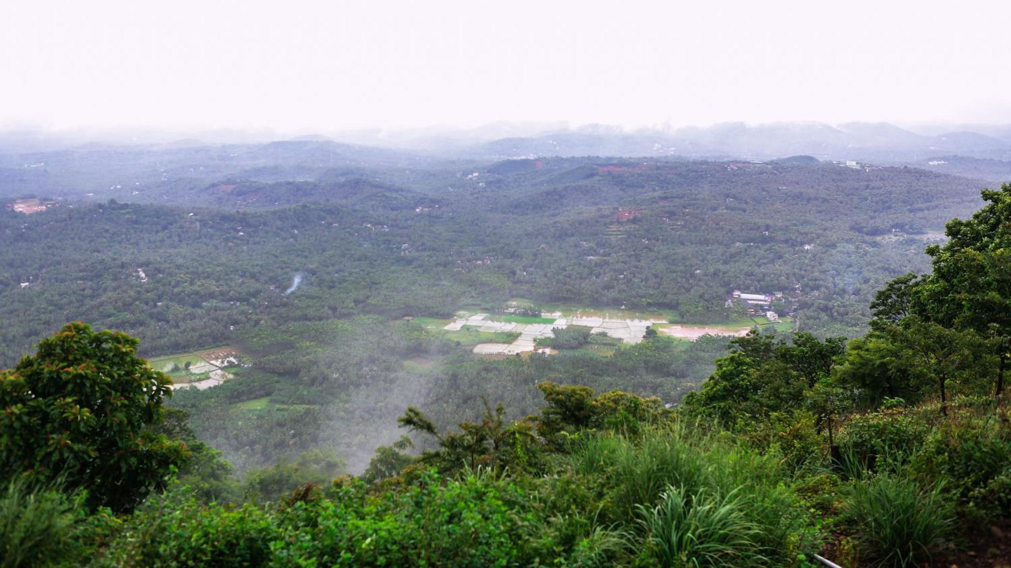Misty Green Hills Parks & Resorts Kondotty Exterior foto